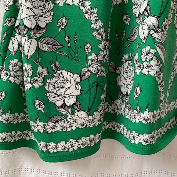 Max Studio Green Floral Halter Flowy Silky Slip Dress Dainty Feminine Shift - Picture 8 of 13